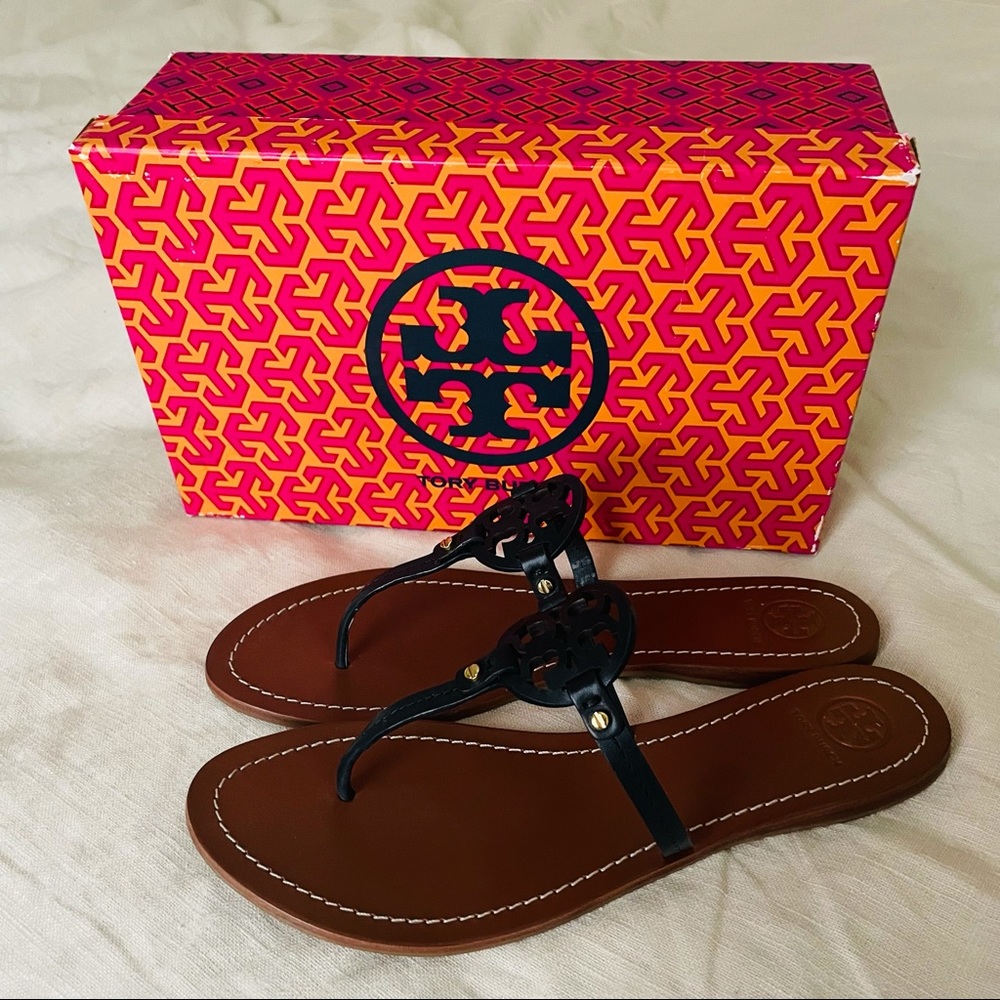 Tory Burch Mini Miller Navy Style 32340 Sz 9 9.5